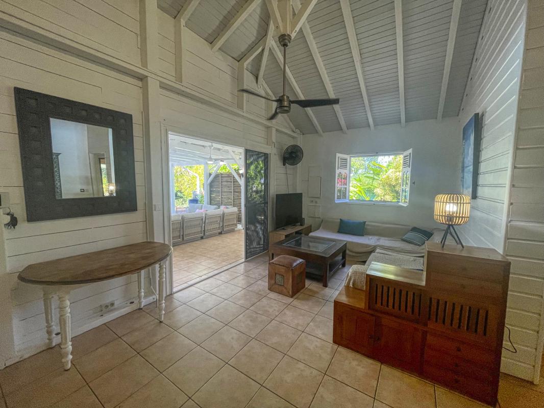 16.Location villa piscine St François Guadeloupe_Salon